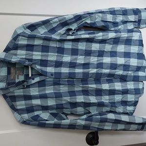 Mens button down size medium